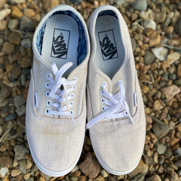 Vans shoes - Picture 3 of 8